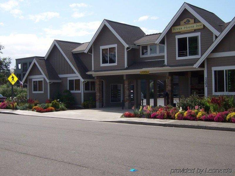 River House Inn, A Baymont By Wyndham Флоренс Экстерьер фото