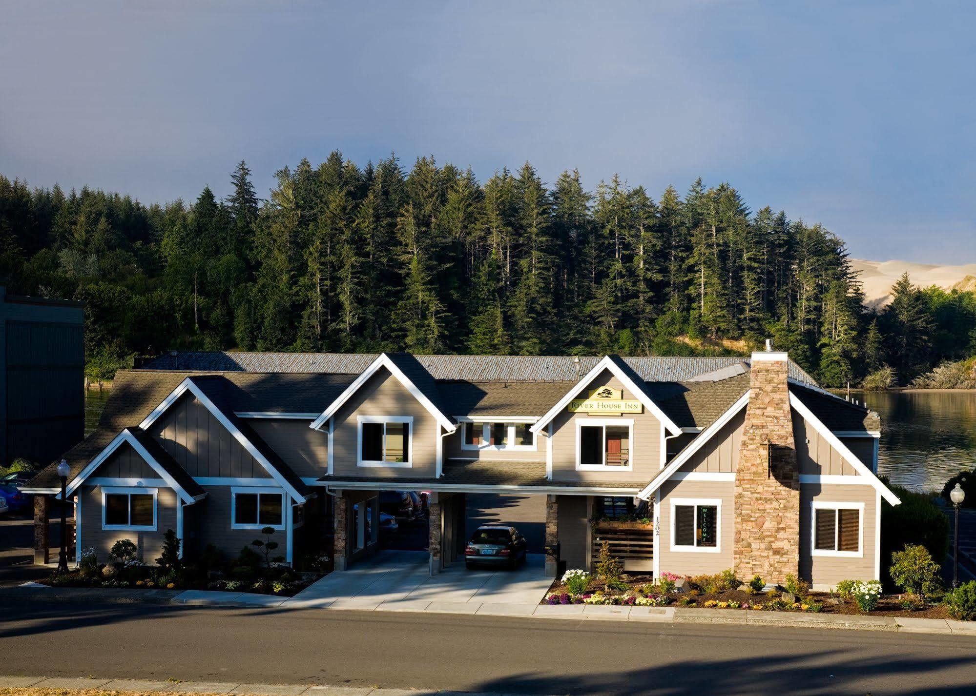 River House Inn, A Baymont By Wyndham Флоренс Экстерьер фото